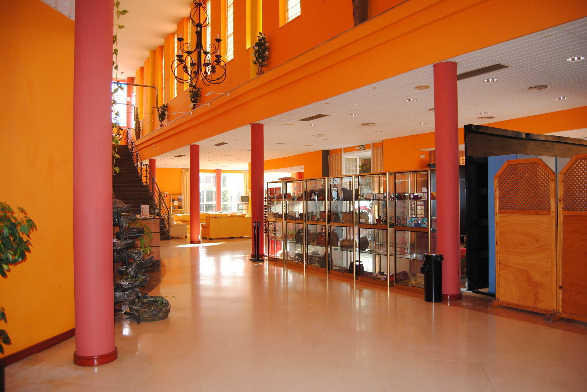 Hotel Jm Jardin De La Reina Guillena Eksteriør billede